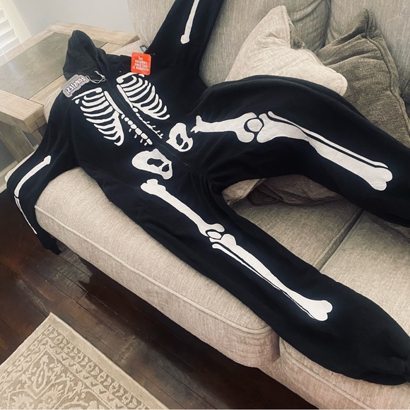 FUNZIEZ Slim Fit Adult Onesie - Animal Halloween Costume - Plush Fruit One Piece - Picture 12 of 16